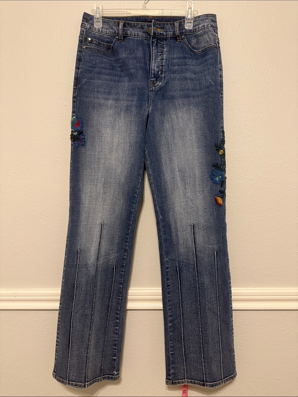Tru Luxe Jeans Straight Leg Embroidered Blue Denim